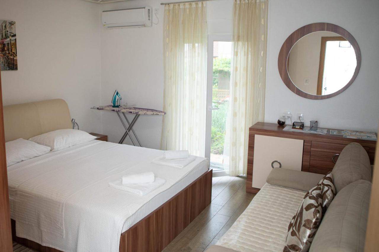 Apartmani Budimcic Τρέμπινιε Εξωτερικό φωτογραφία