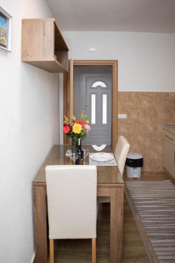 Apartmani Budimcic Τρέμπινιε Εξωτερικό φωτογραφία